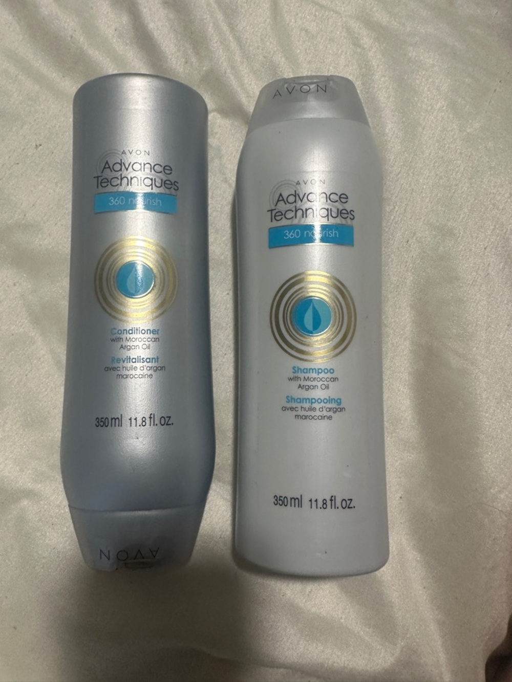 Avon Advance Techniques 360 Nourish Silver Shampoo & Conditioner Set